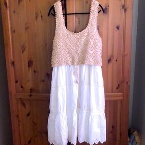 Anthropologie M sun dress fill white dress topped with crochet lace. Exc cond